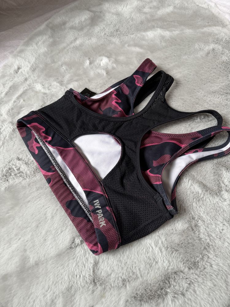 Топ спортивний ivy park