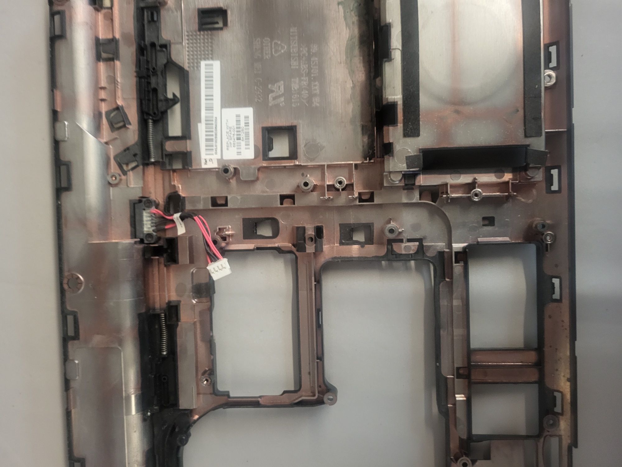 Sprzedam dolną oobudowę do laptopa HP Probook 4540s
