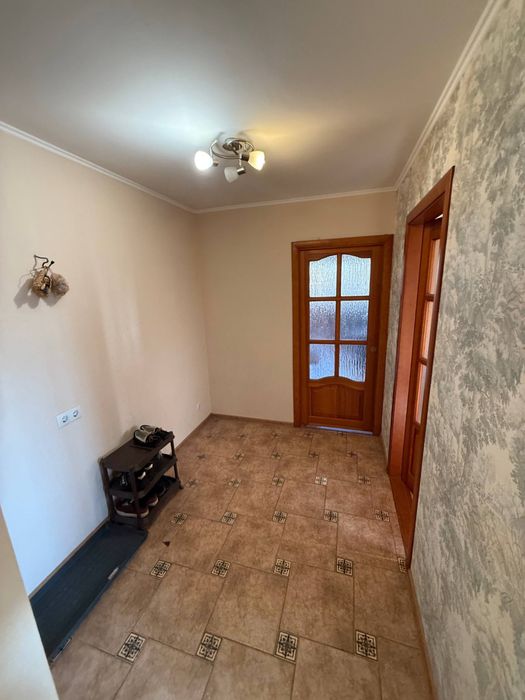 ДВРЗ Продаж 3 кім Алмаатинська З Ремонтом Дарниця