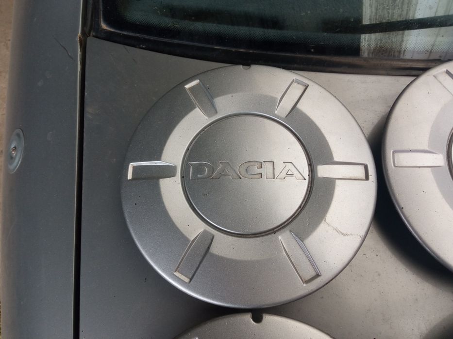 Ковпачки Dacia в Диски R14 металеві оригінал