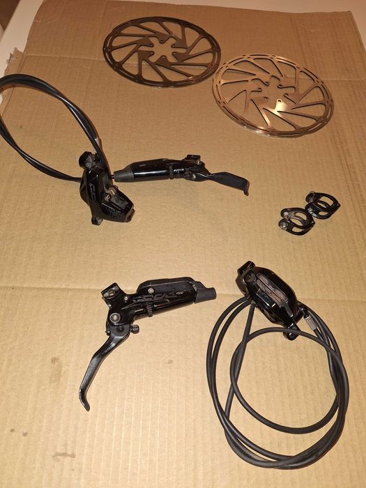 Travões Sram Code RSC 4 pistões