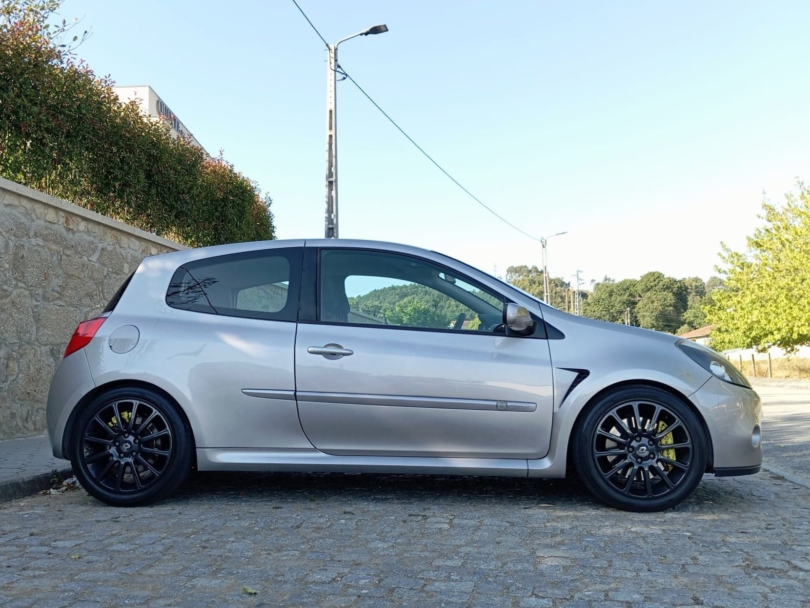 Renault Clio III RS by Renault Sport