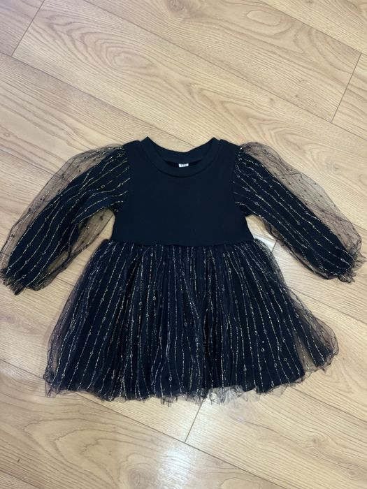 Святкова чорна сукня 104-110