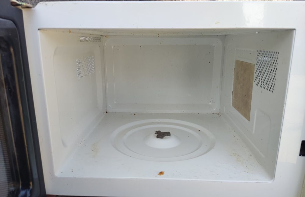 Microondas Taurus Speedy 21L para venda de peças