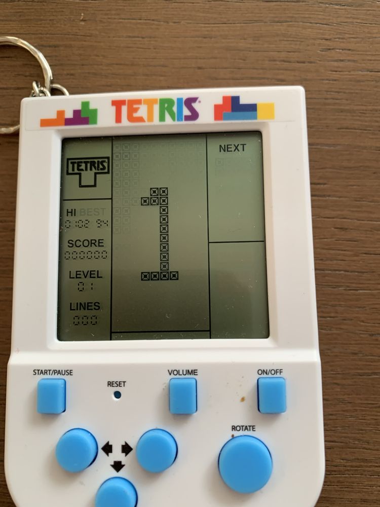 Gra tetris z brelokiem - retro mini konsola