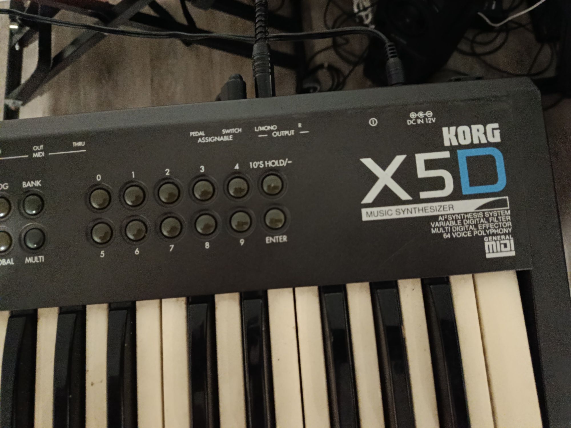 Teclado Korg X5D - Leia a descrição