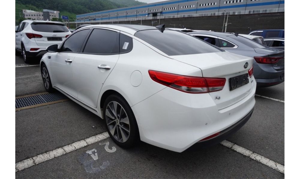 2017 рік KIA K5  з Кореї под УБД