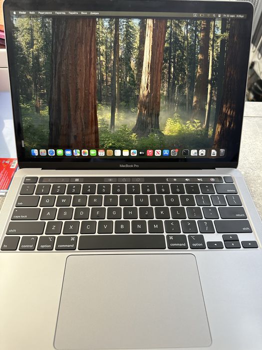 Продам MacBook Pro 16,2