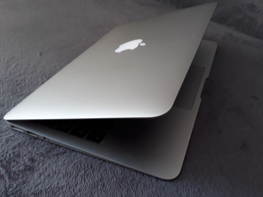 Macbook air 2014 11’’