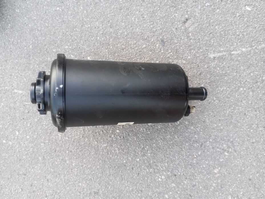 Бачок гідропідсилювача BMW e60,e61,e70,e63 (32416782286,10617210)