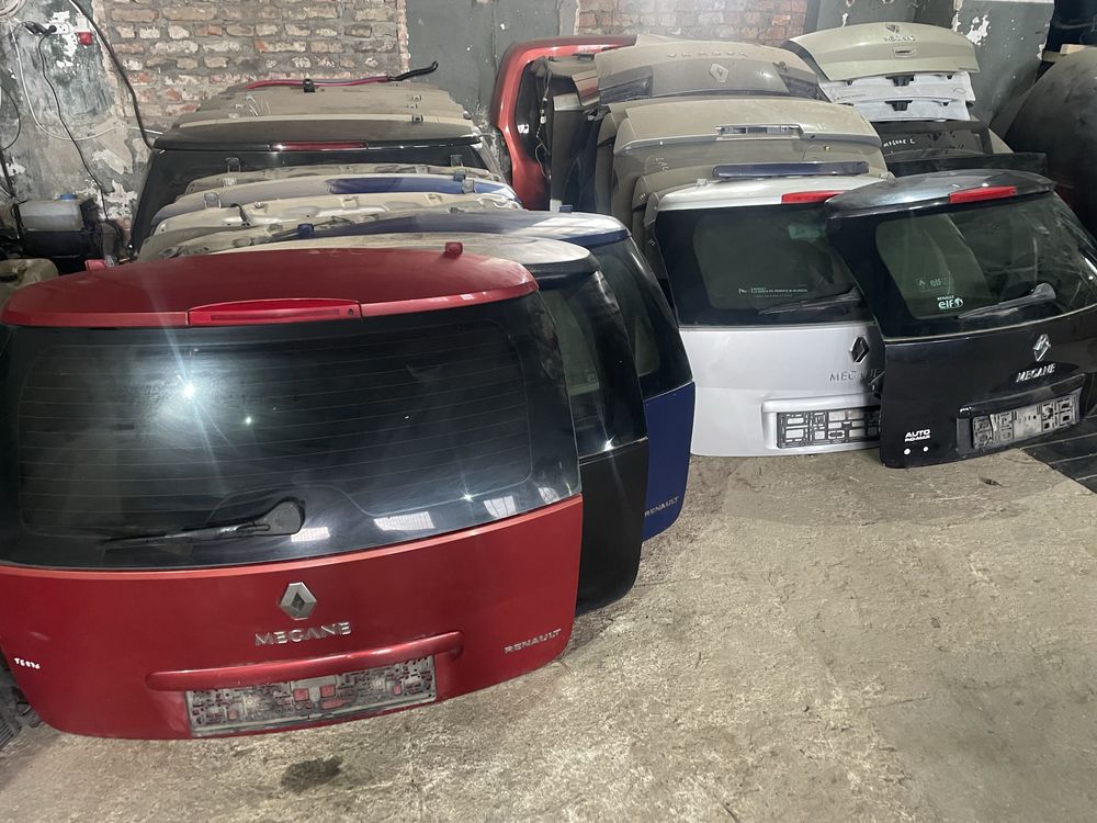 Кришка багажника renault megane 2 рено меган ляда двері кляпа