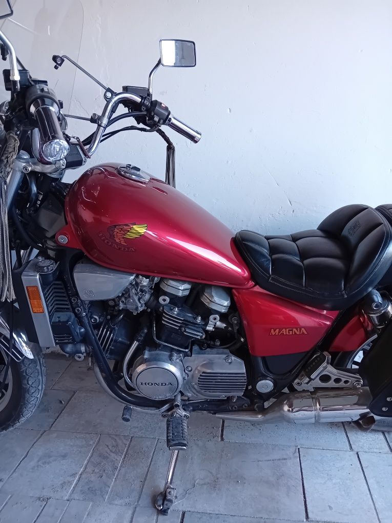 Honda Magna VF 700