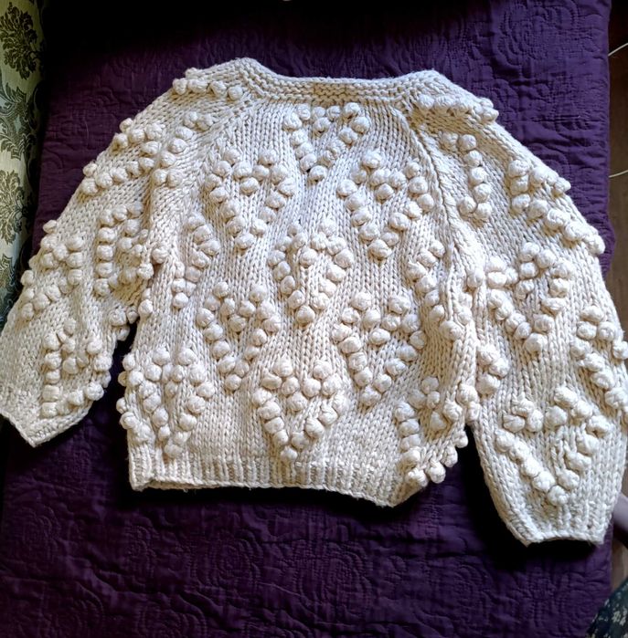 Кардиган в'язаний у сердечко, светр у полоску