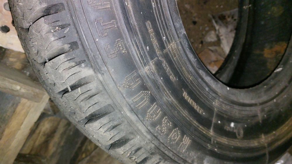 Продам Шини Rosava 235/75 R15