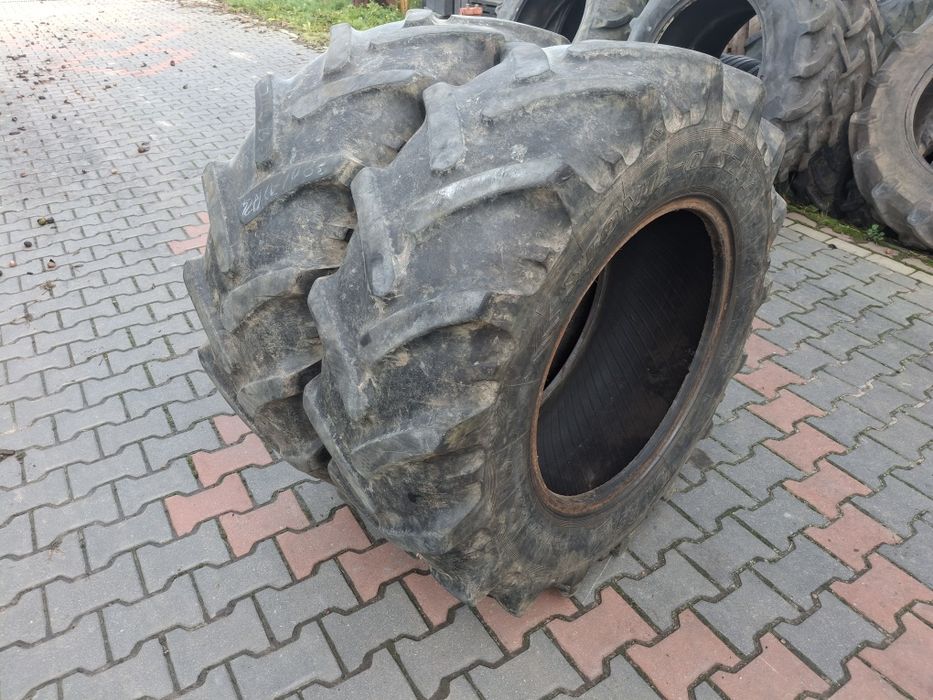 Opony radialne 380/70r24 13.6r24