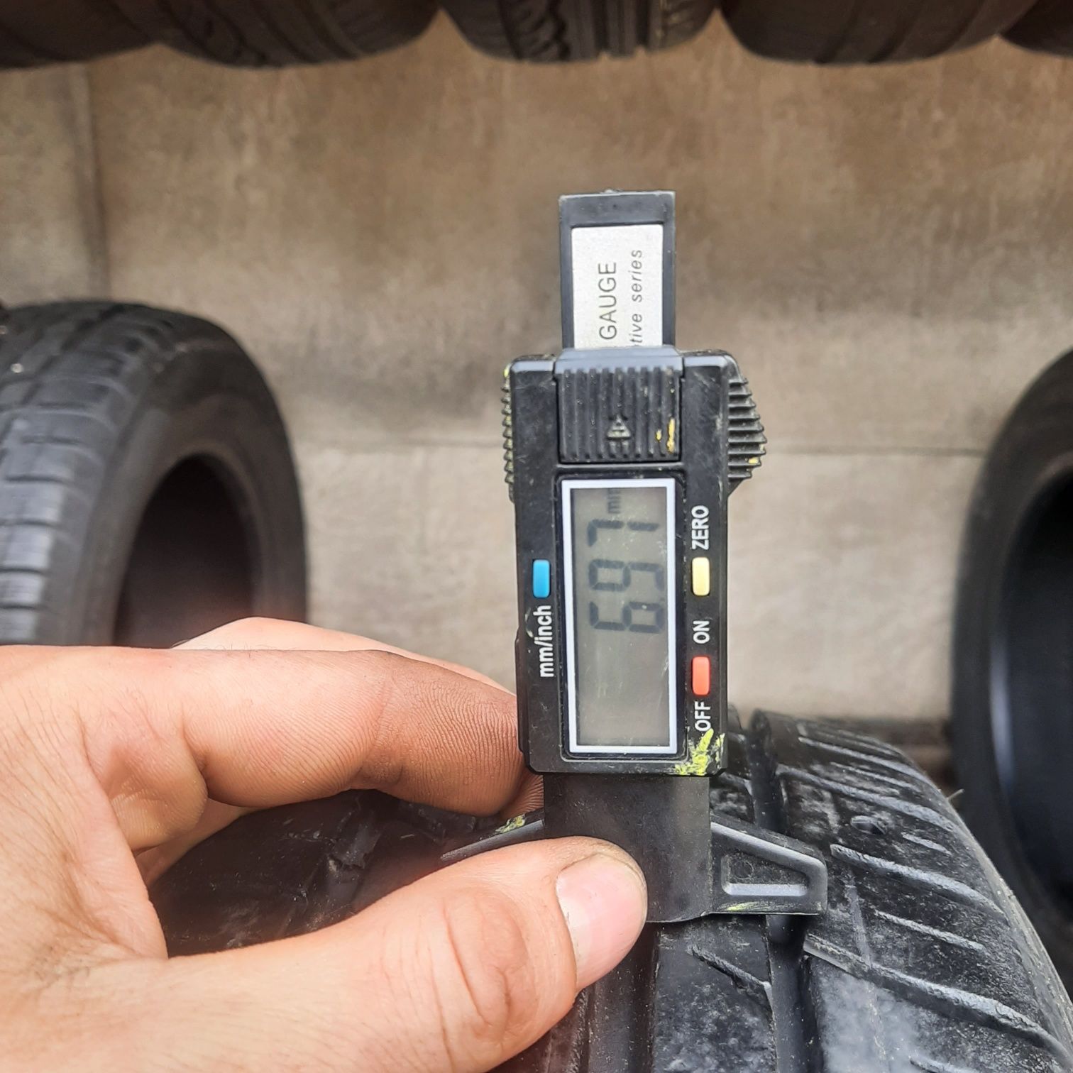 Opony Letnie Falken 175/60R15 81H