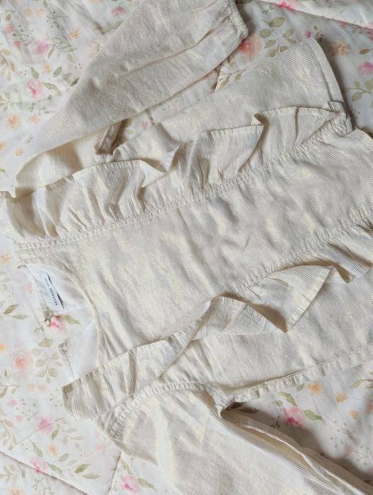 Koszula Reserved r. 104 złota nitka