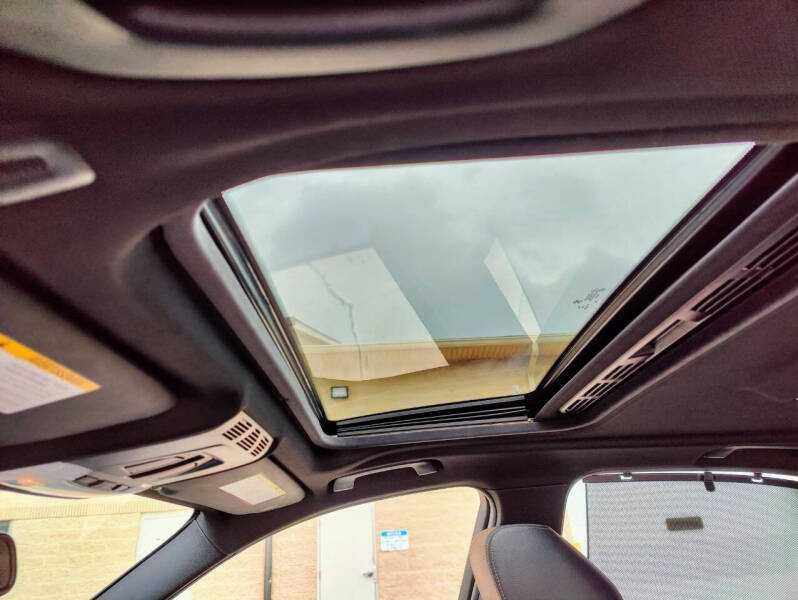 2016 BMW 3 Series 330e