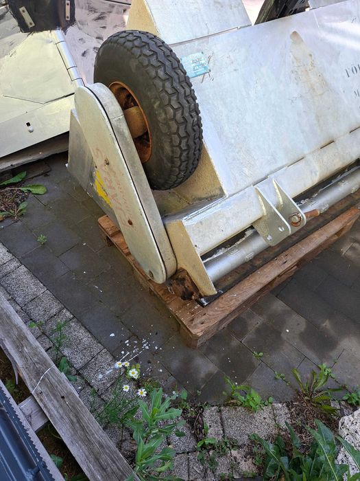 Okazja łyżka samozaładowcza piaskarka solarka posypywarka