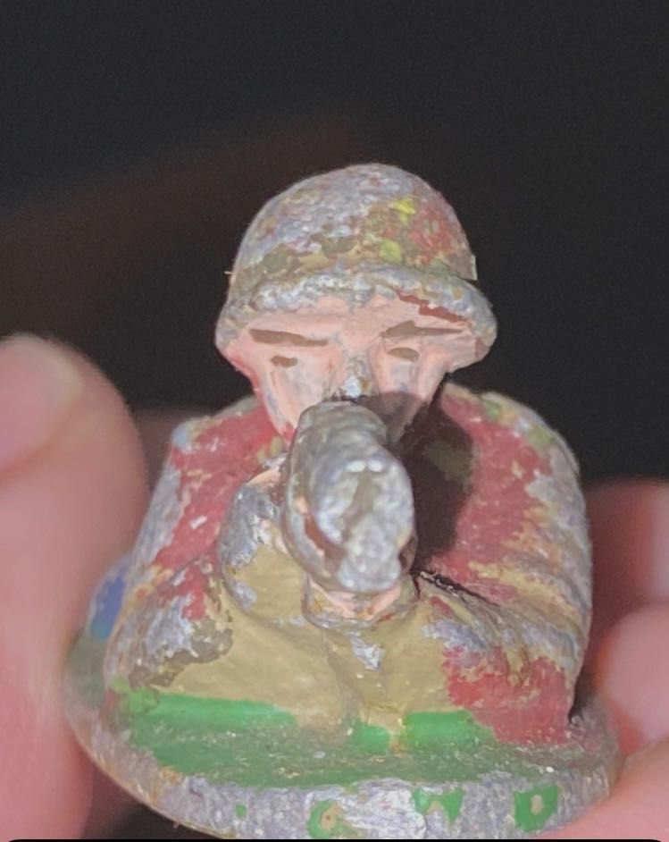 Soldado de chumbo antigo