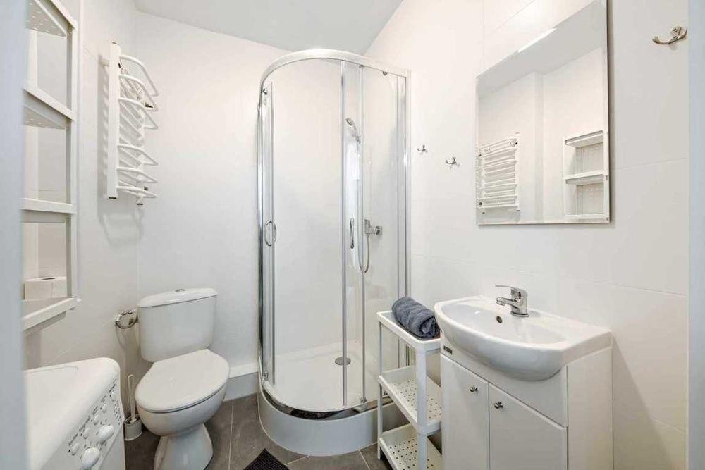 Pokój jednoosobowy z balkonem ul. Hawajska 3/ metro Imielin/323