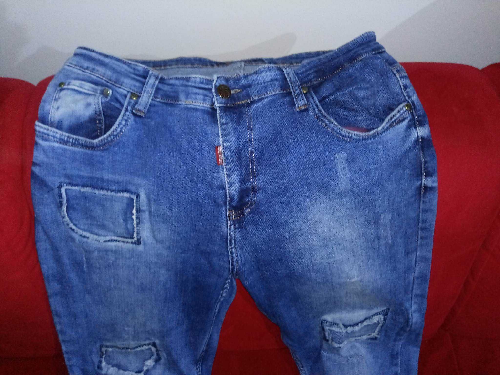 Spodnie używane jeansowe Denim rozm. 38 szer. w pasie 96 cm.