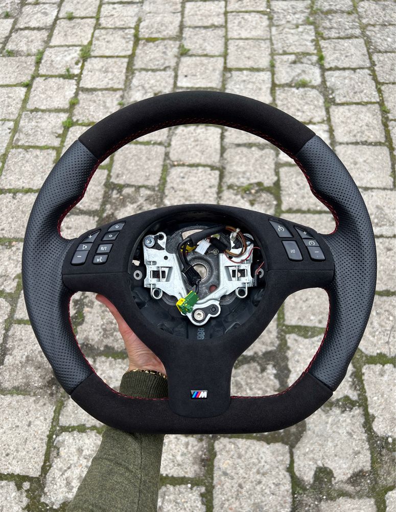 Kierownica BMW E46 M3 E39 M5 E53 M Pakiet płaski dół ścięta M sport