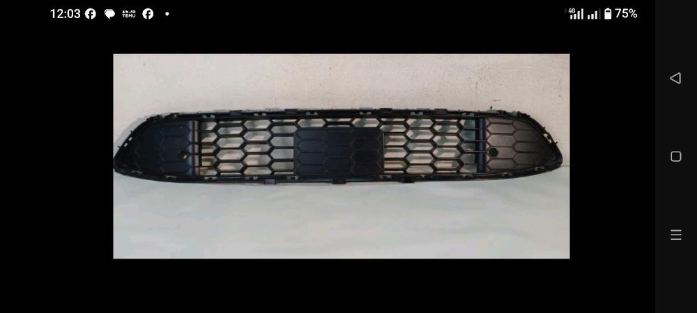 Решетка радіатора Escape st-line 16-19