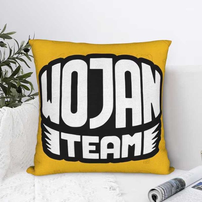 Nowa poszewka na poduszkę Wojan