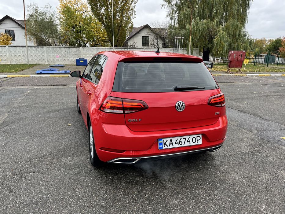Vw Golf 1,8л.  7,5