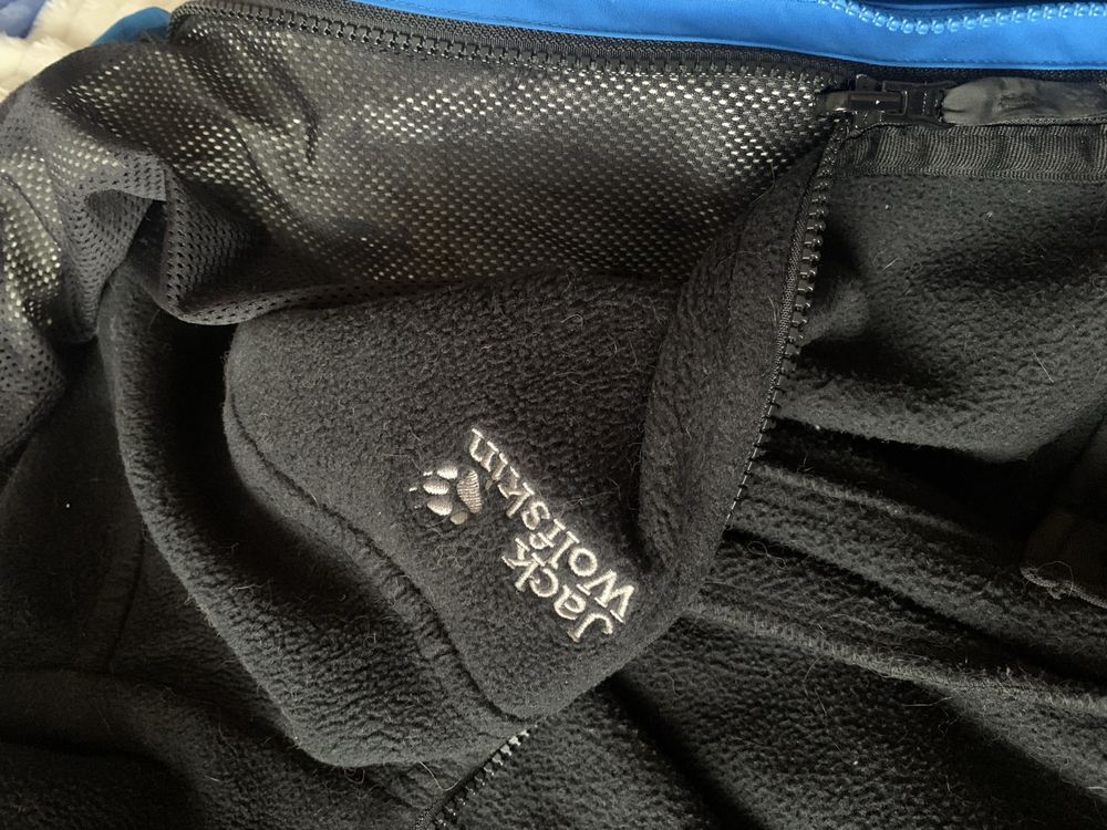 Курточка jack wolfskin