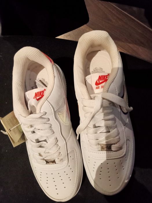 Buty damskie sportowe