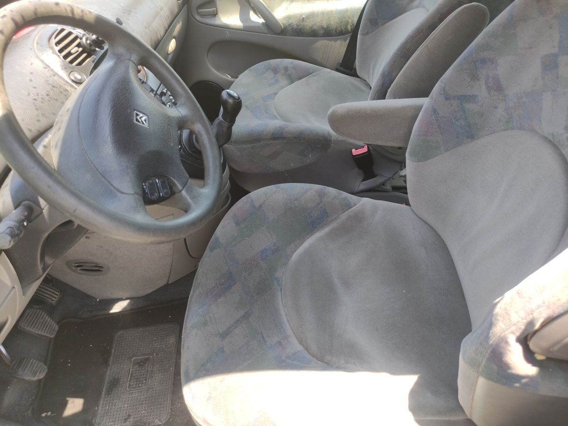 Citroën Picasso a gasolina
