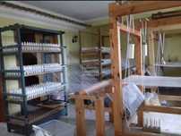 2 teares manuais (pentes de 1m e 2m de largura) / 2 Looms