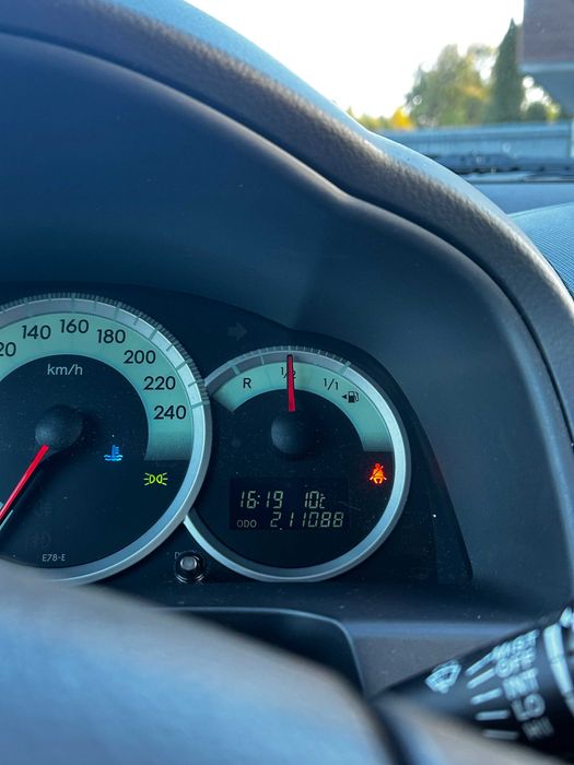 Toyota Corolla Verso 2.2 D4D 136 KM