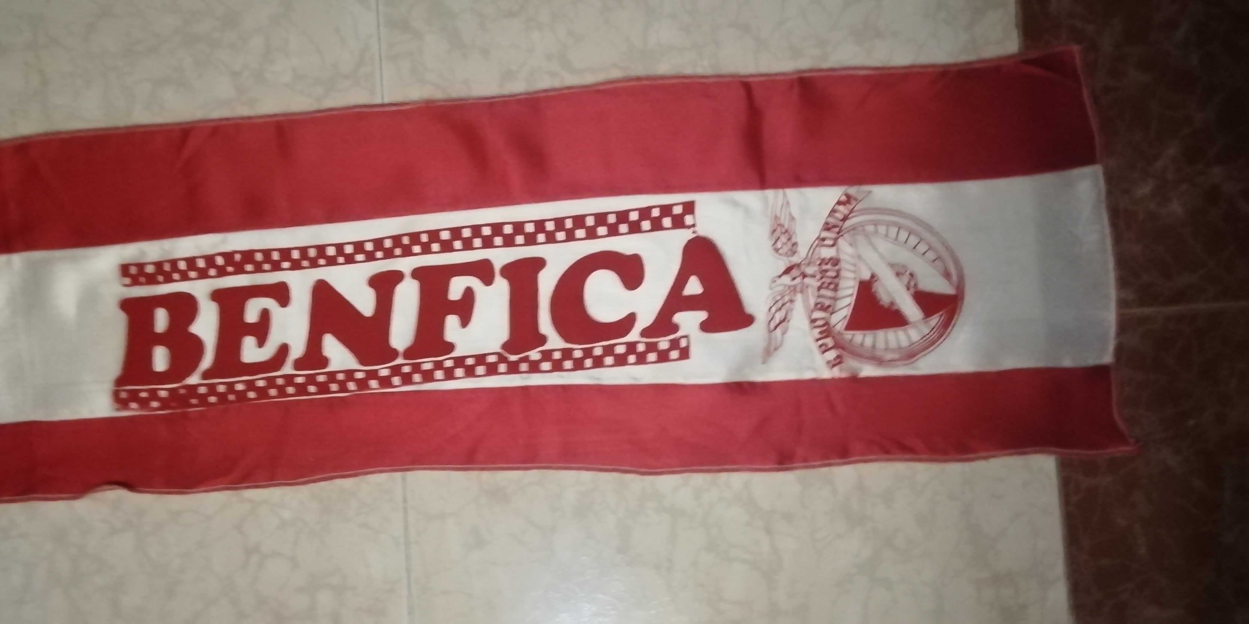 Cachecol muito antigo do Benfica