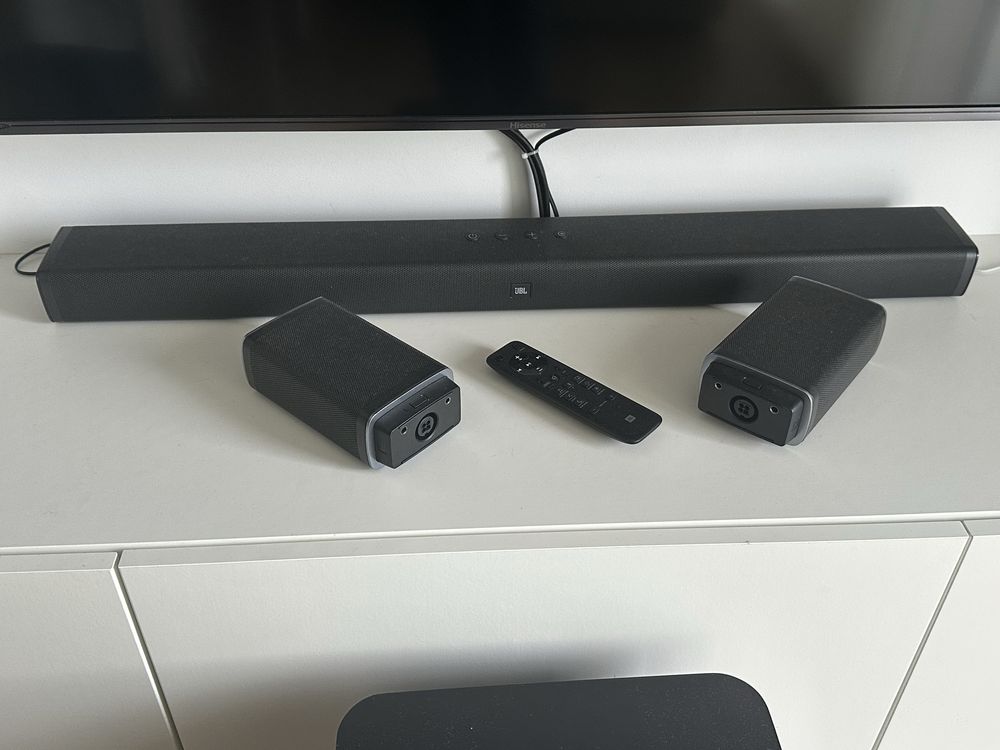Soundbar JBL 5.1 + Subwoofer