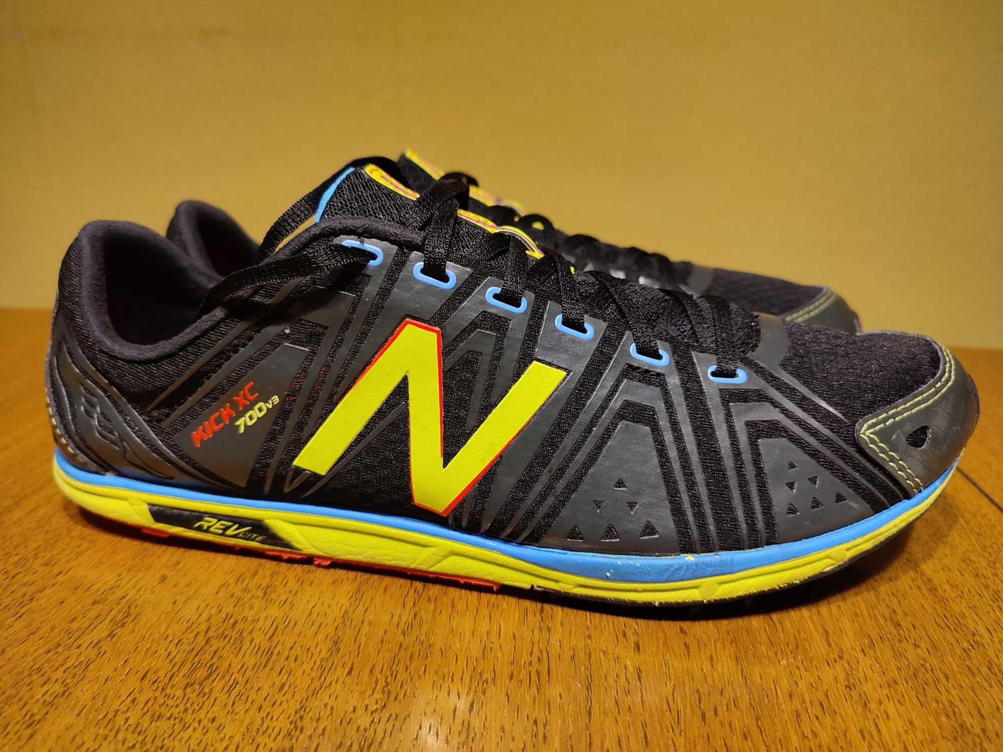 Buty sportowe News Balance KICK XC 700v3 damskie r.42,5