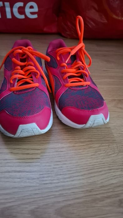 Puma świetne sportowe buty 39