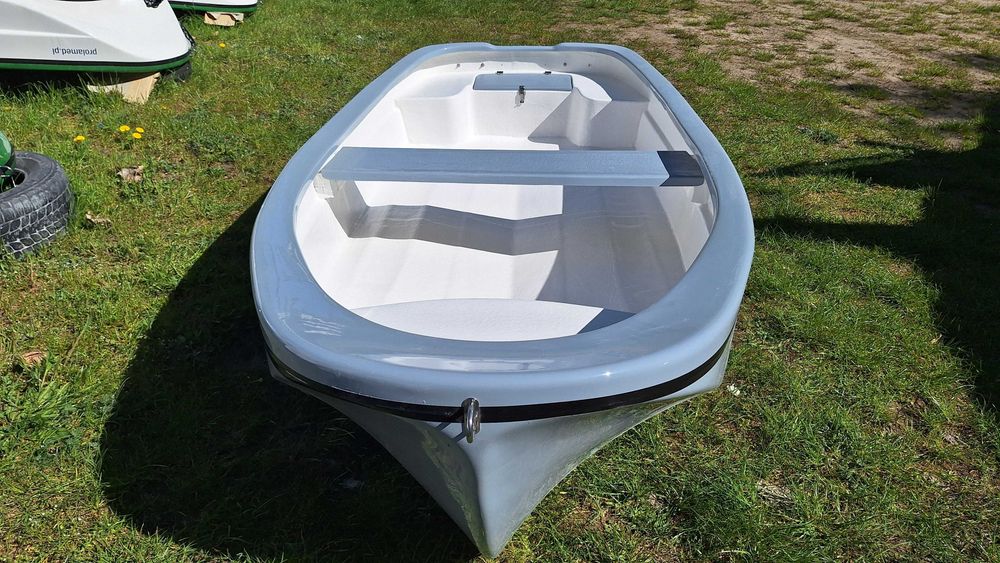 Na ryby, łódka turystyczna , łódz wędkarska, wiosłowa,