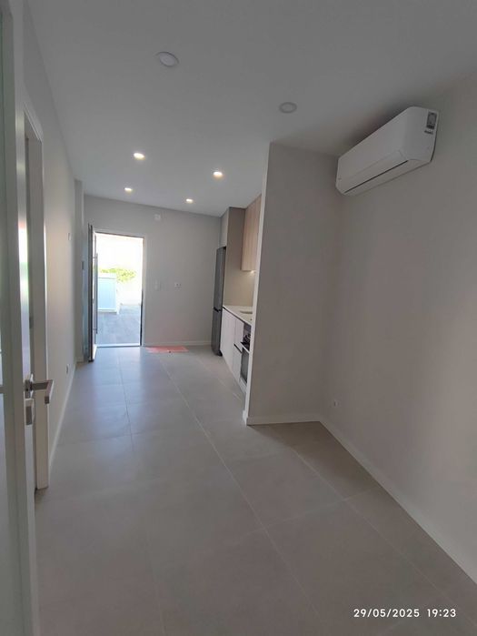 Arrenda-se T1 (Enxara do Bispo – Mafra - Lisboa)