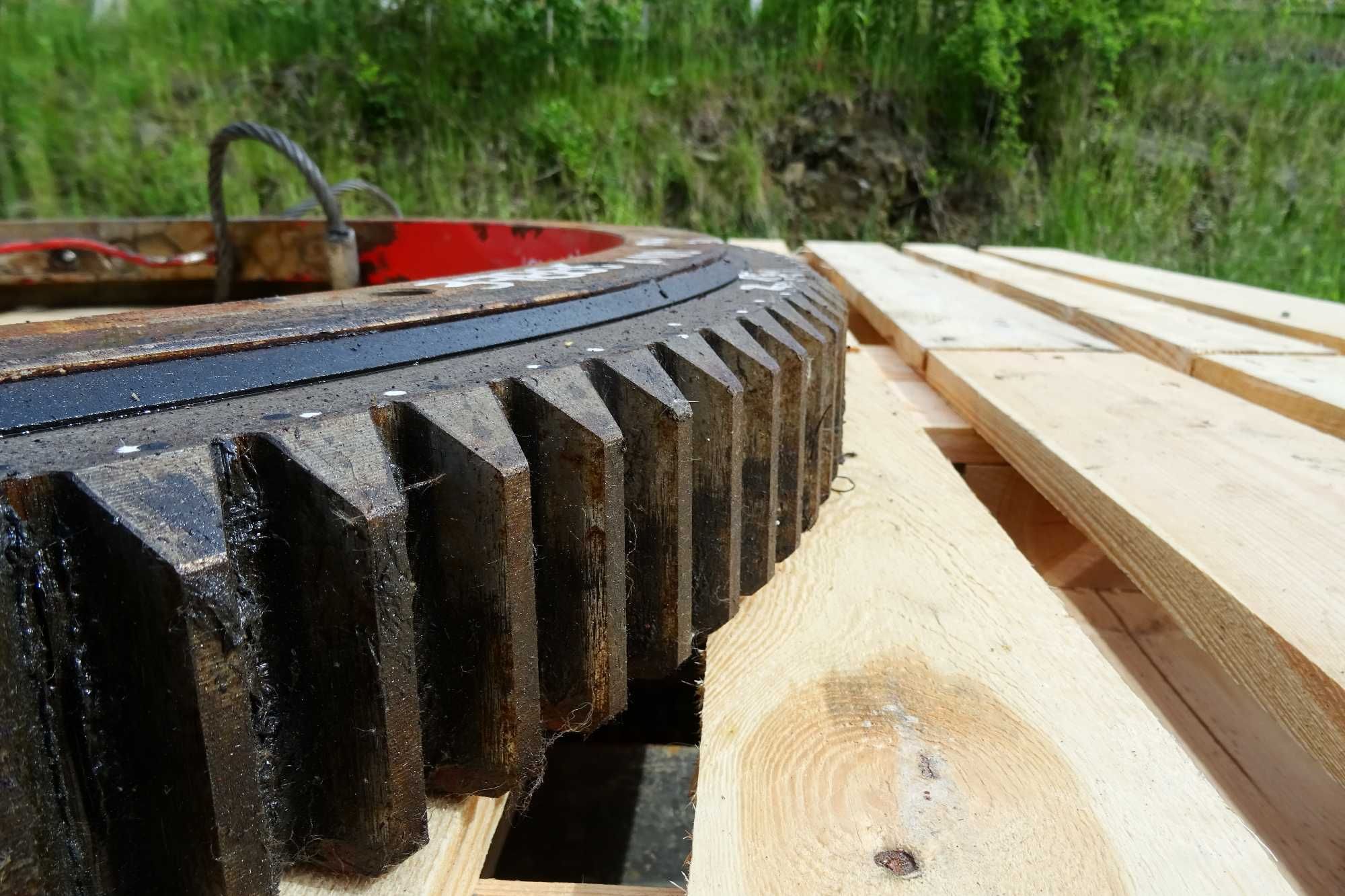 Wieniec obrotu. Łożysko obrotu do koparki O&K MH Plus. Slewing ring