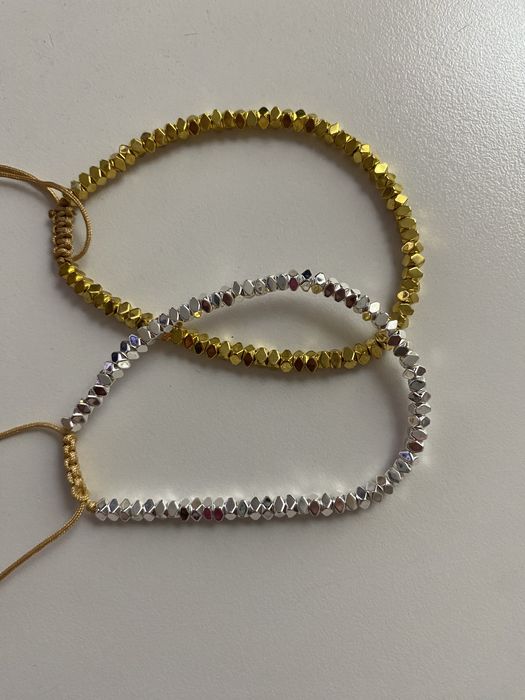 Pulseiras ajustaveis ou com elastico