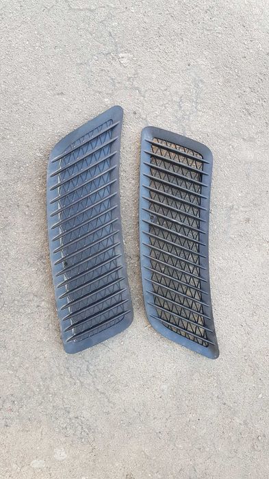 заглушка заборник капота мерседес спринтер