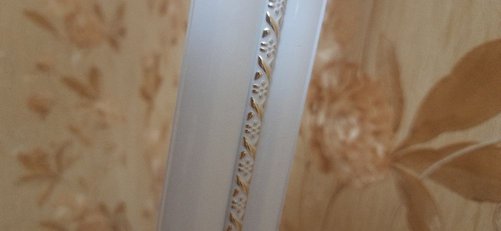 Карниз в гарному стані