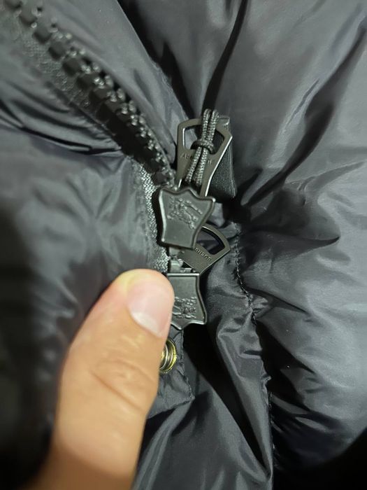 Burberry Detachable Sleeve Puffer Jacket