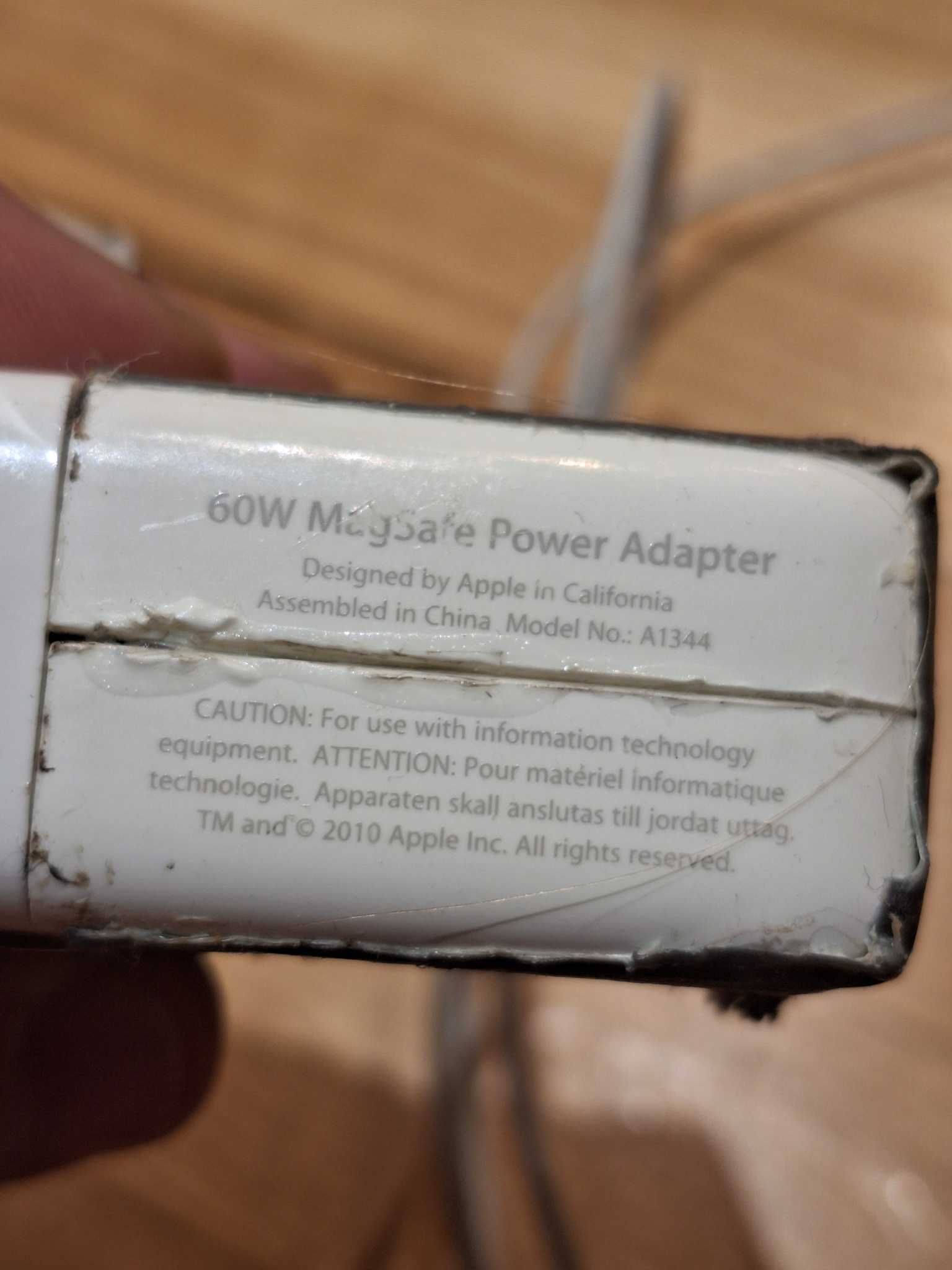 Oryginalny zasilacz laptopa Apple Macbook A1344, 16,5V 3,65A 60W