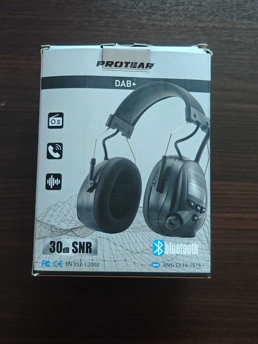 Nauszniki , słuchawki z radiem FM bluetooth