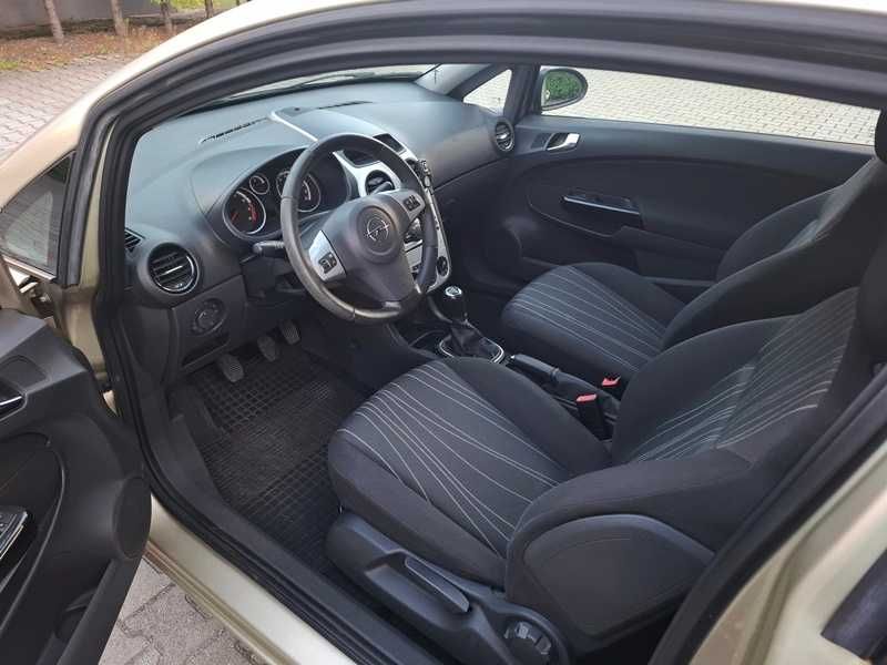 Opel Corsa D Benzyna Stan bdb
