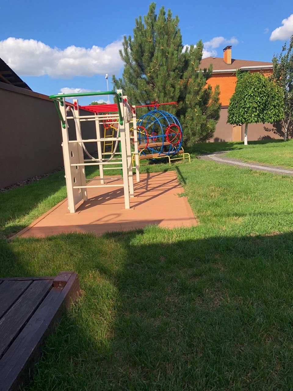 Просторный дом 5К (340 м²) в аренду — Обуховка, Кировское